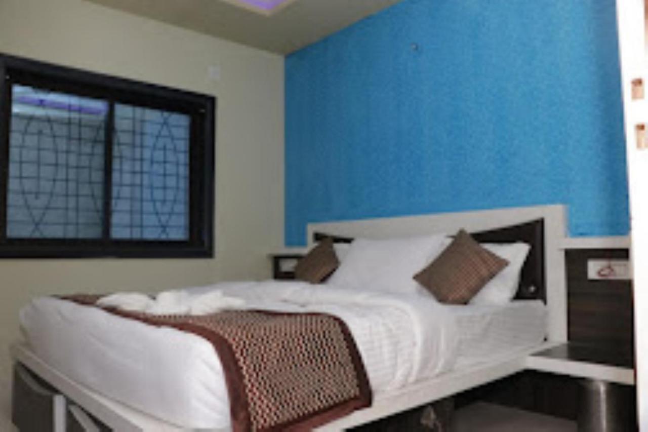 Hotel Sainath, Chhindwāra Kültér fotó